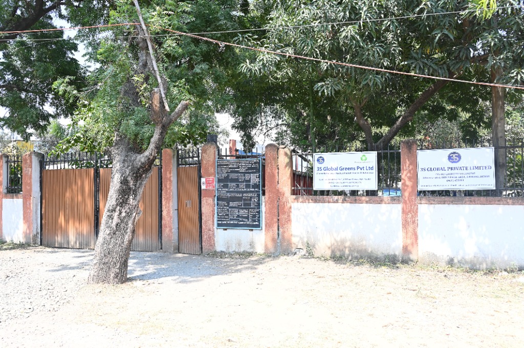 3S Global Greens factory entrance with company boards